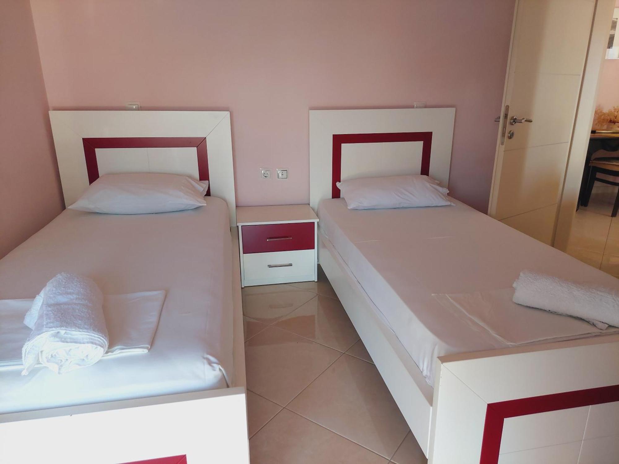 Adi Apartment