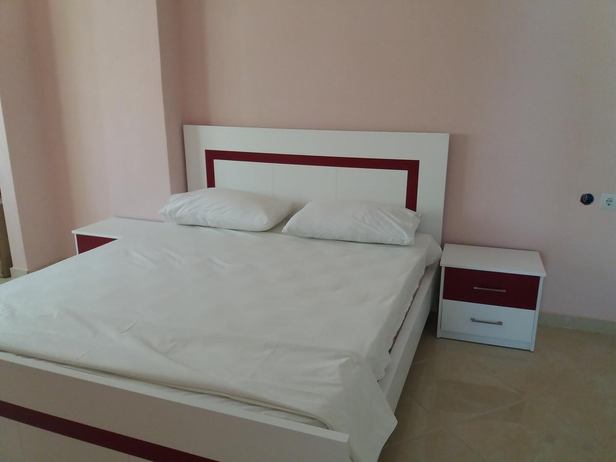 Apartment Adi